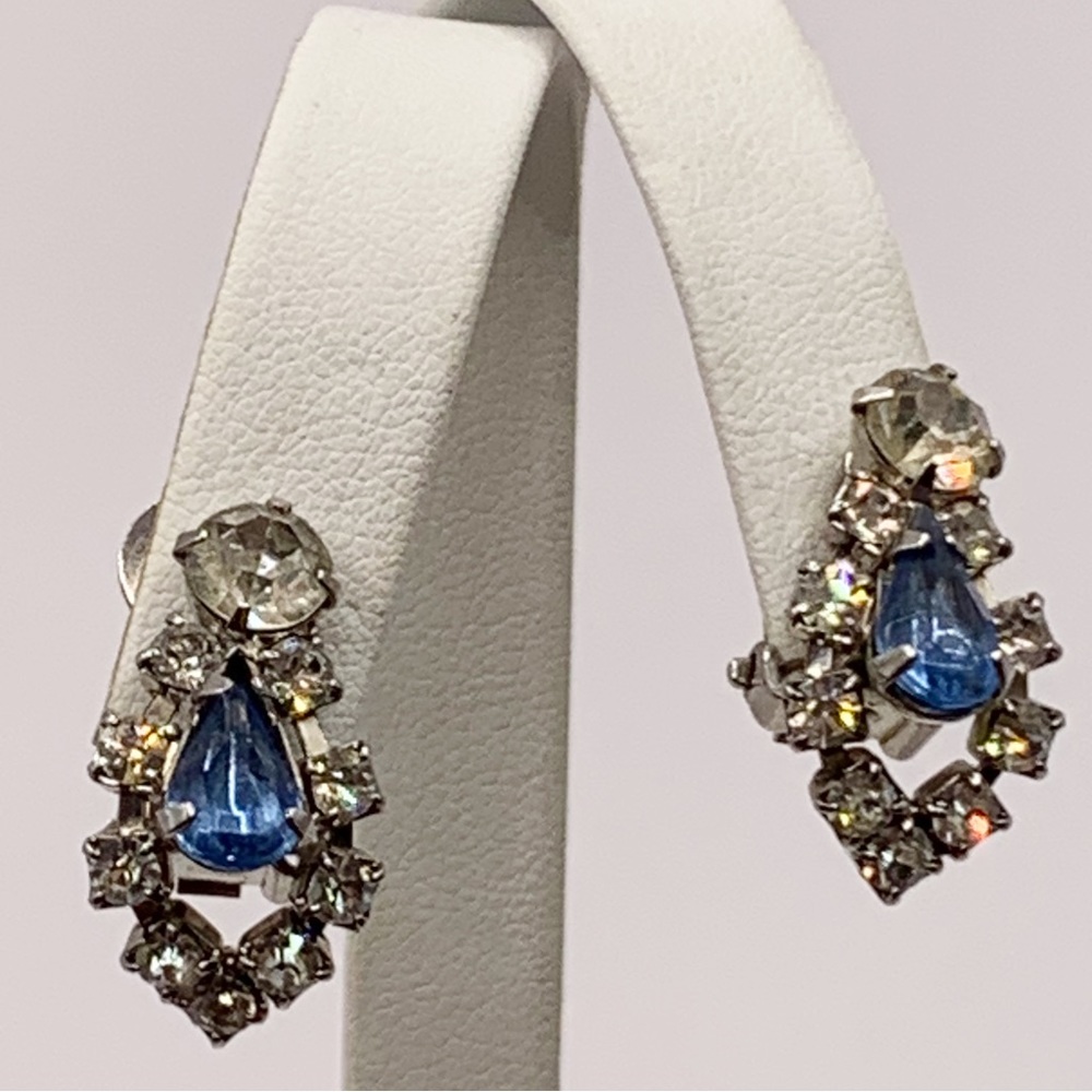 Vintage blue and clear rhinestone tear drop evening wear clip on earrings
